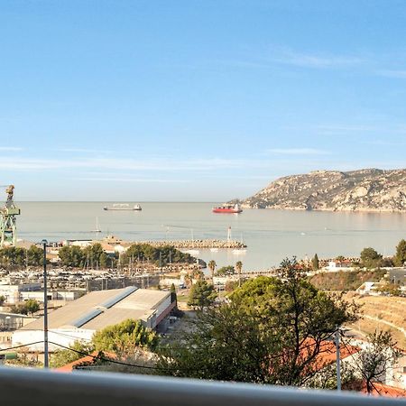 Room In Appartment With Seaview 马赛 外观 照片